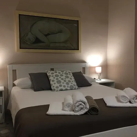 Conte Spada Couette-café 3*